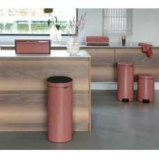 Бак для мусора NewIcon Pedal Bin 20 л. Пластиковое ведро, d43 h 41 Бак для мусора NewIcon Pedal Bin 20 л. Пластиковое ведро, d43 h 41