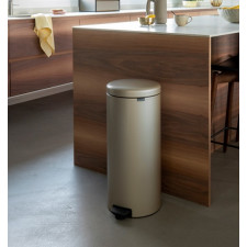 Бак для мусора NewIcon Pedal Bin с педалью 30 л, d38* h68, ведро-пластик