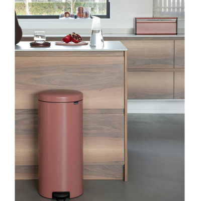Бак для мусора NewIcon Pedal Bin с педалью 30 л, d38* h68, ведро-пластик