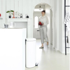 Бак для мусора 30 л полусфераFlatBack+ Space Saving Pedal Bin Silent 37*30 h67 Бак для мусора 30 л полусфераFlatBack+ Space Saving Pedal Bin Silent 37*30 h67