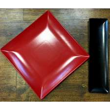 Тарелка/блюдо квадратное красное 21*21см  MING