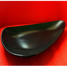 Тарелка треугольная черная матовая  31x25х4 см  VENDOME